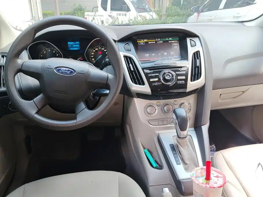 Ford Focus — миниатюра 12