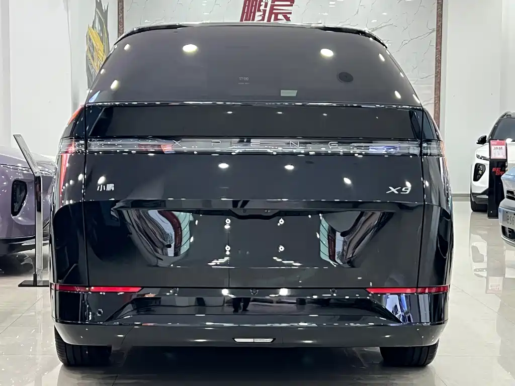 XIAOPENG X9