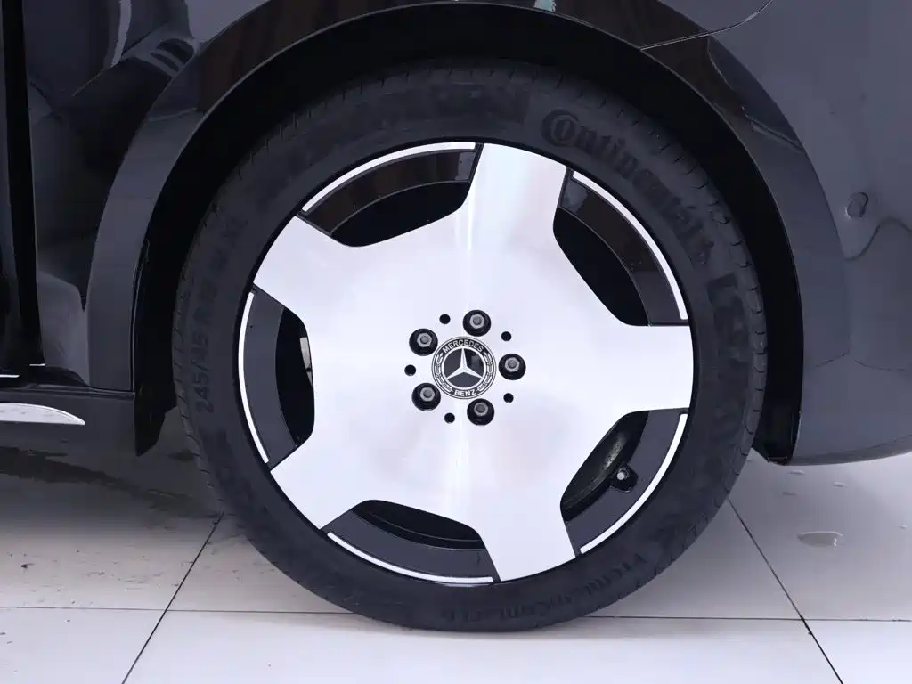 Mercedes-Benz V-Class — миниатюра 6