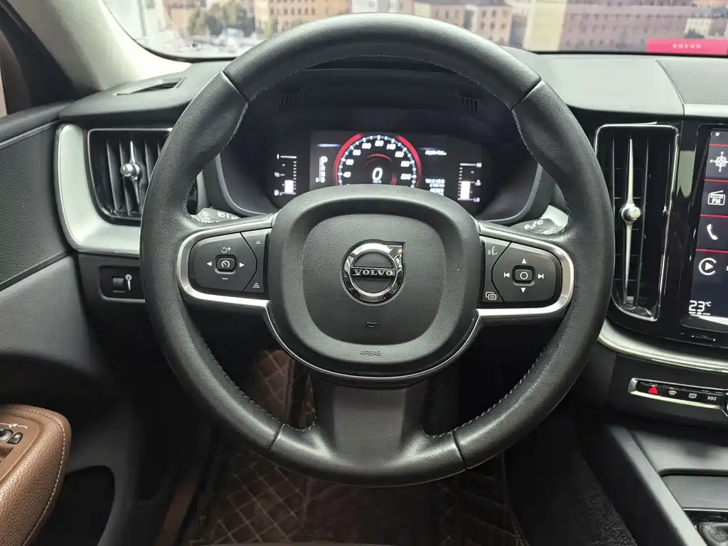 Volvo XC60 2020 T5 Luxury