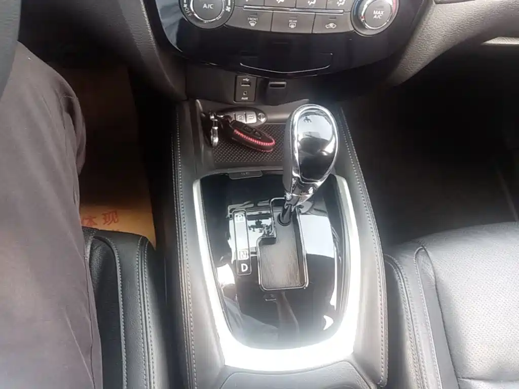 Nissan X-Trail — миниатюра 14