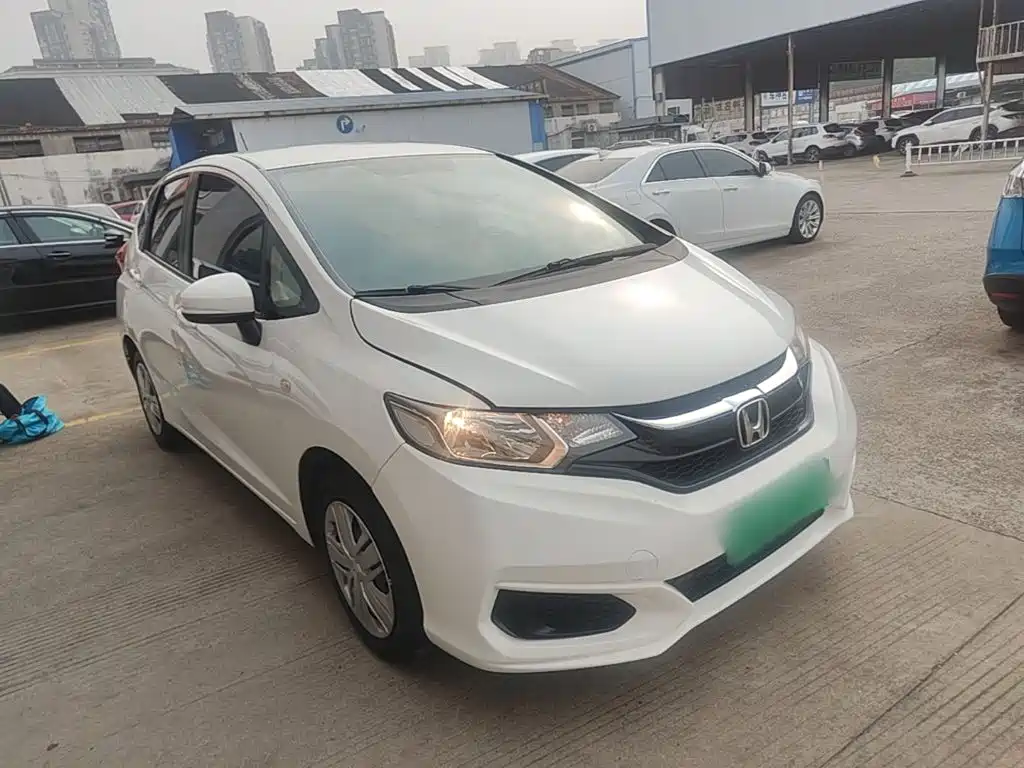 Honda Fit — миниатюра 4