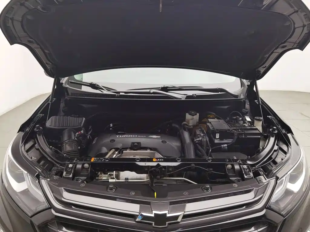 Chevrolet Equinox — миниатюра 6