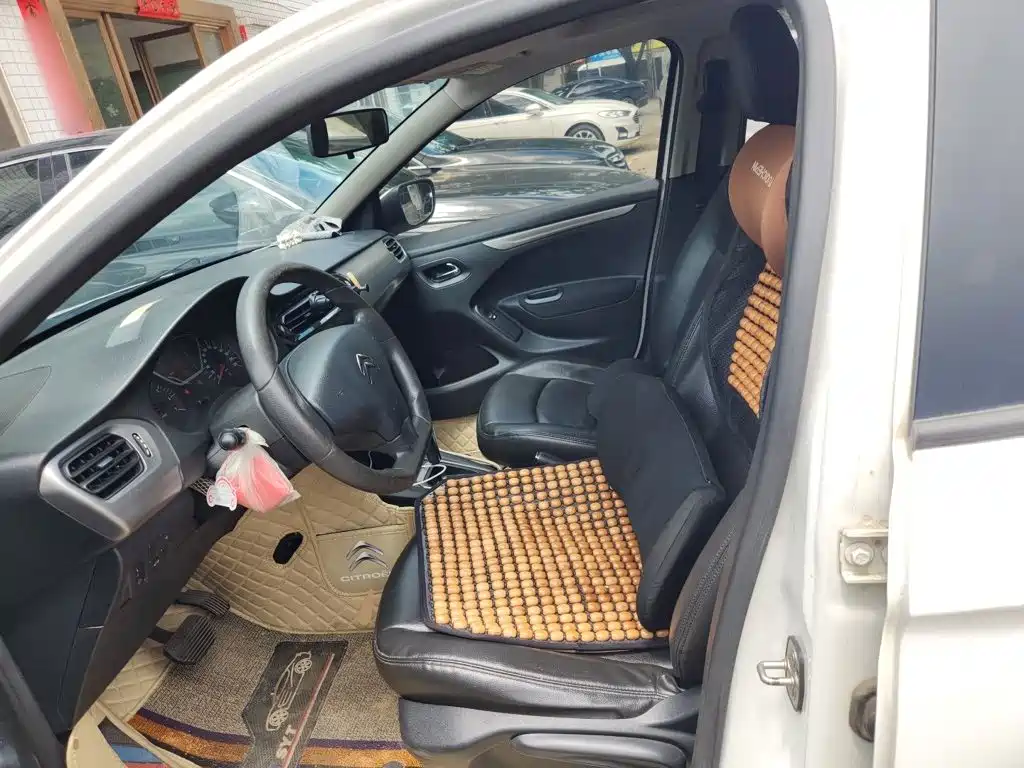 Citroen Elysee — миниатюра 16