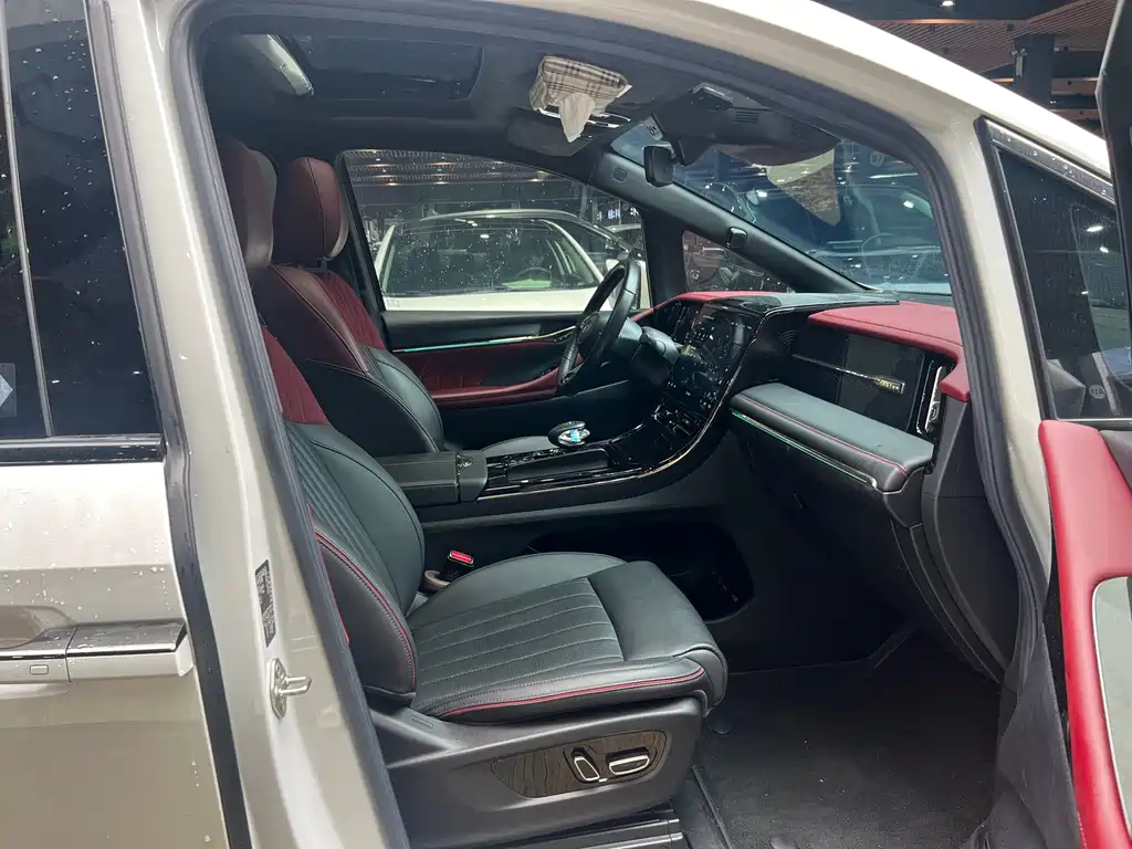 GAC Motor Trumpchi M8 — миниатюра 10