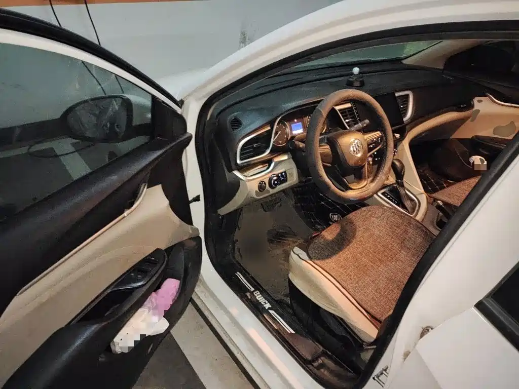 Buick Excelle — миниатюра 17
