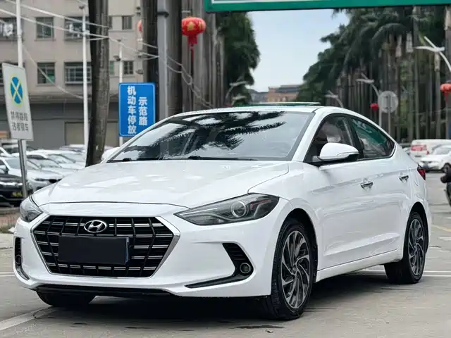 Hyundai Elantra Langdong