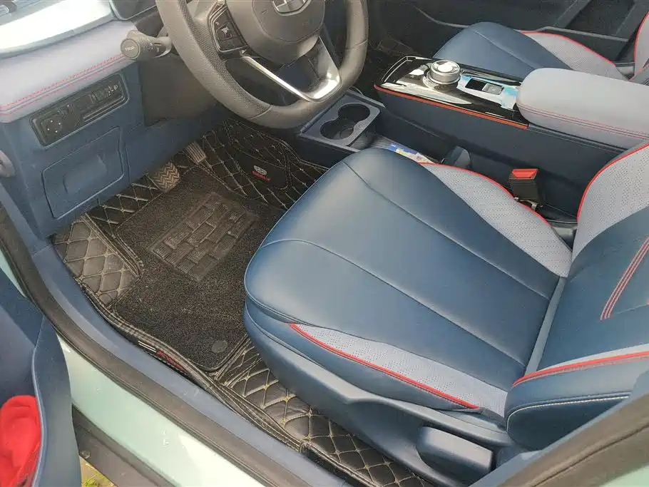 Geely E Firefly E 2022 320KM 4 мест