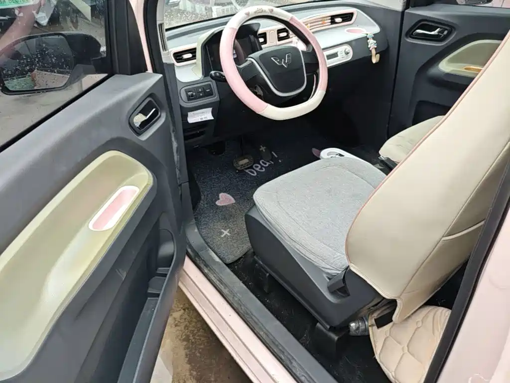 Wuling MINIEV — миниатюра 16