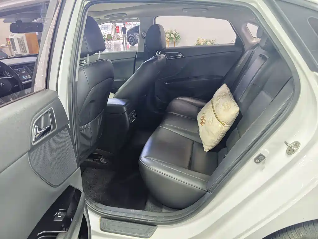 Hyundai Mistra — миниатюра 5