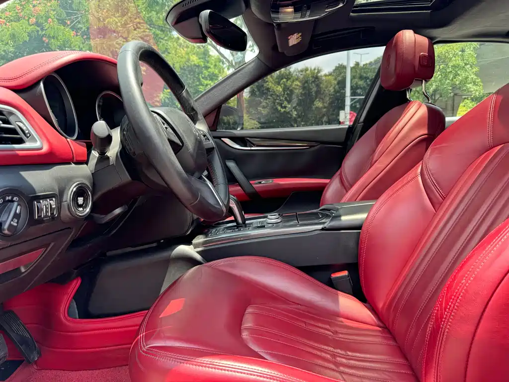 Maserati Ghibli 2019 3.0T Standard V