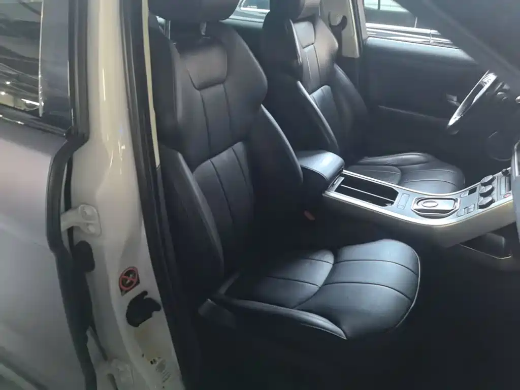 Land Rover Evoque — миниатюра 25
