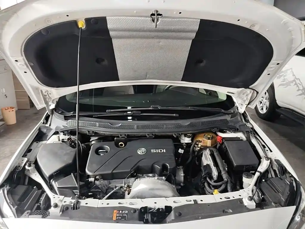 Buick Verano — миниатюра 20