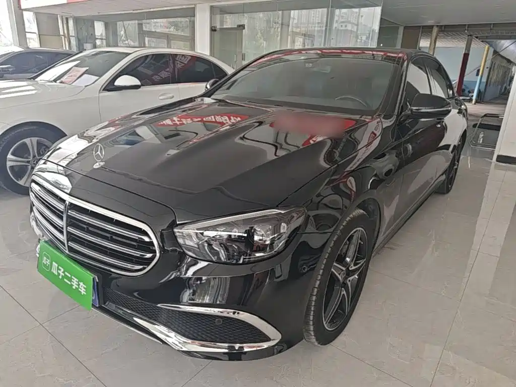 Mercedes-Benz E-Class (Import) — миниатюра 2