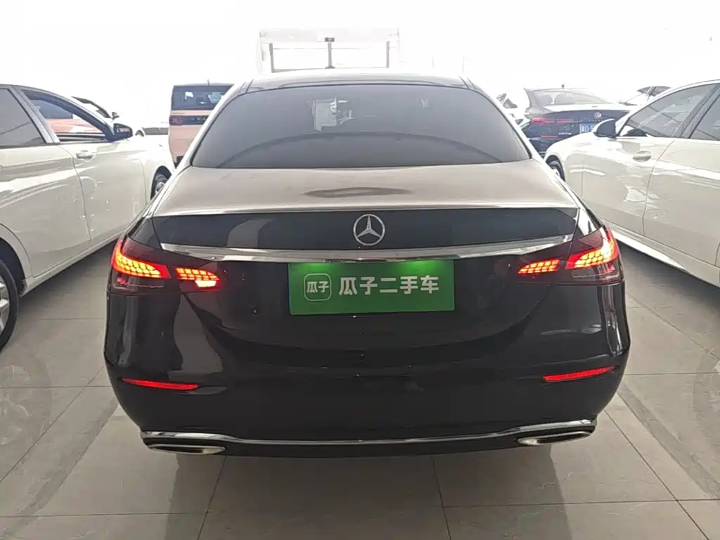 Mercedes-Benz E-Class (Import) — миниатюра 6