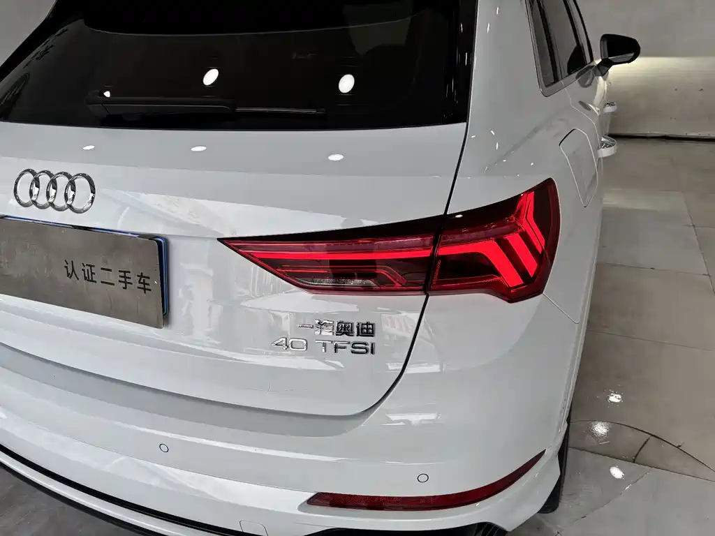 Audi Q3 2025 45 40TFSI Fashion