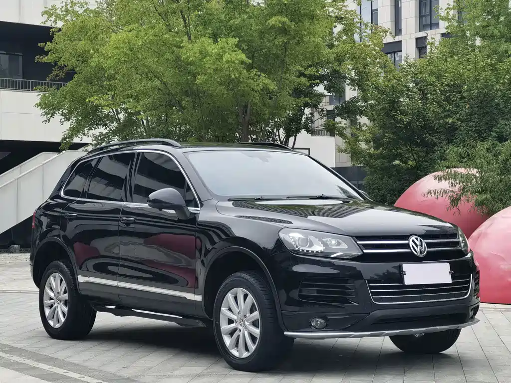 Volkswagen Touareg — миниатюра 3