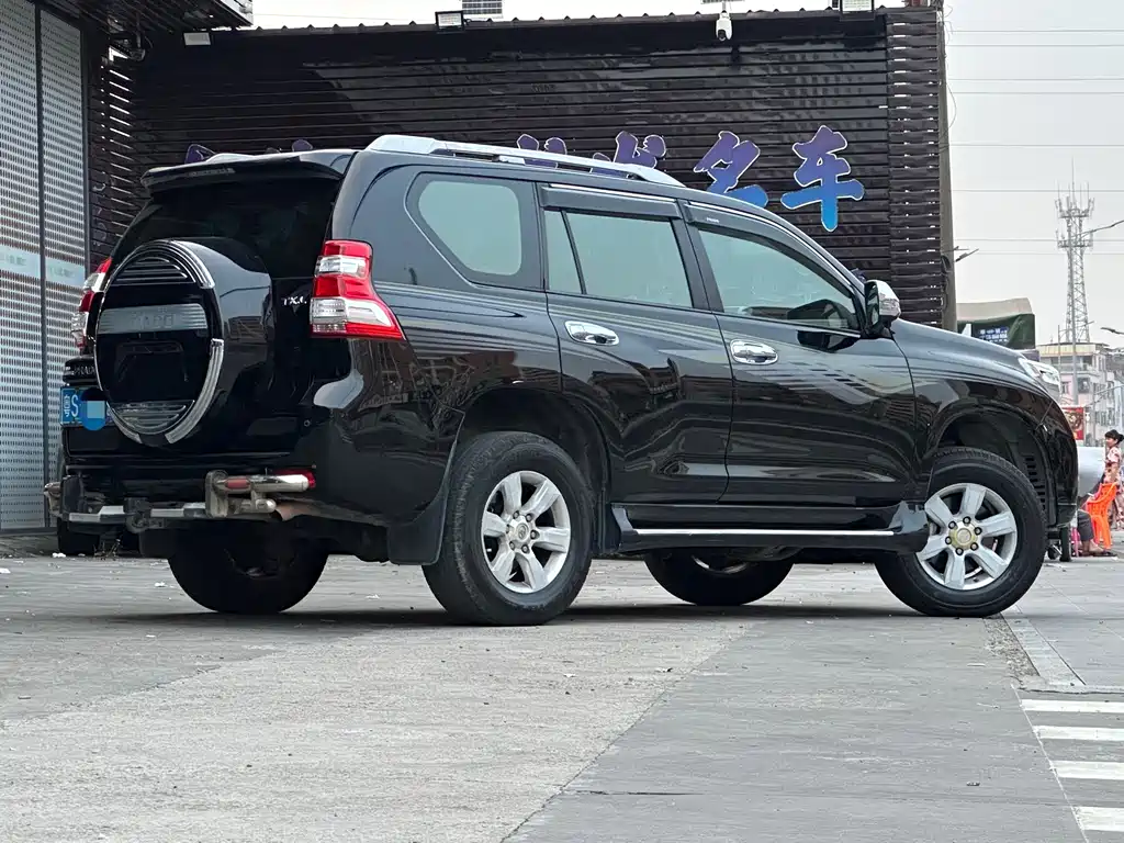 Toyota Prado (Import) — миниатюра 4