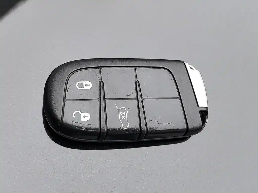 Jeep Grand Cherokee (Import) — миниатюра 19