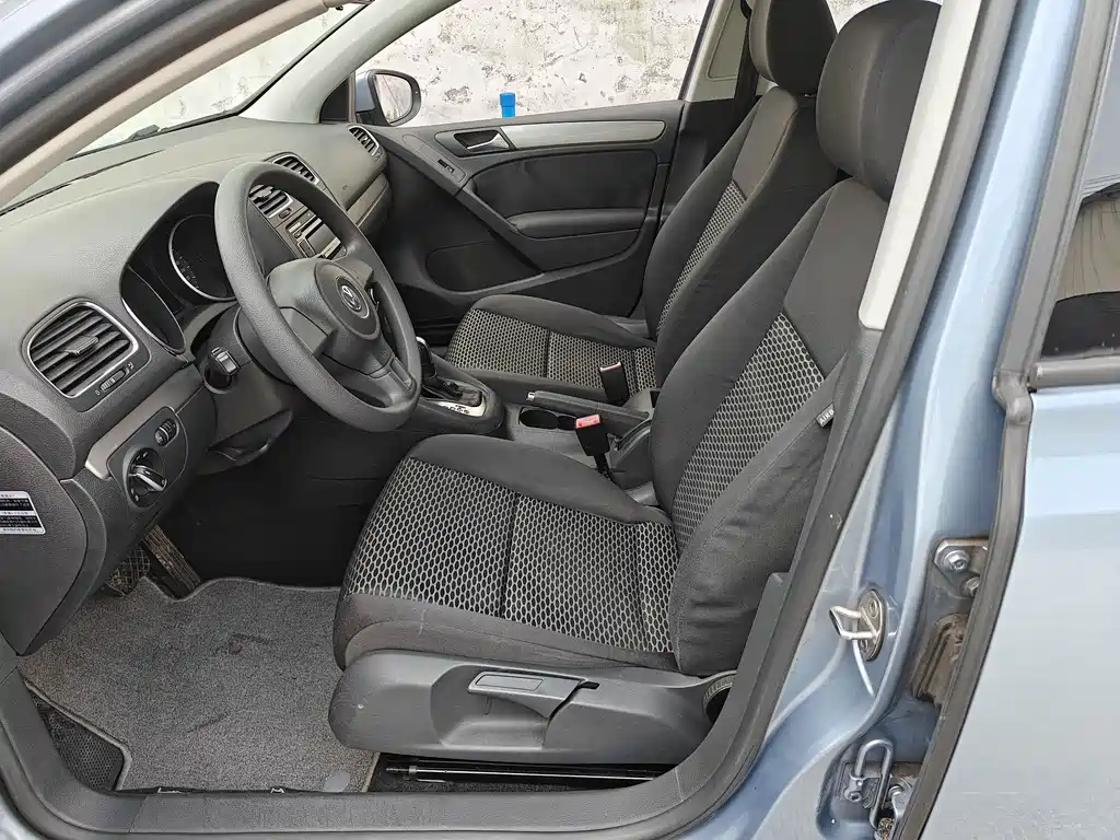Volkswagen Golf — миниатюра 9