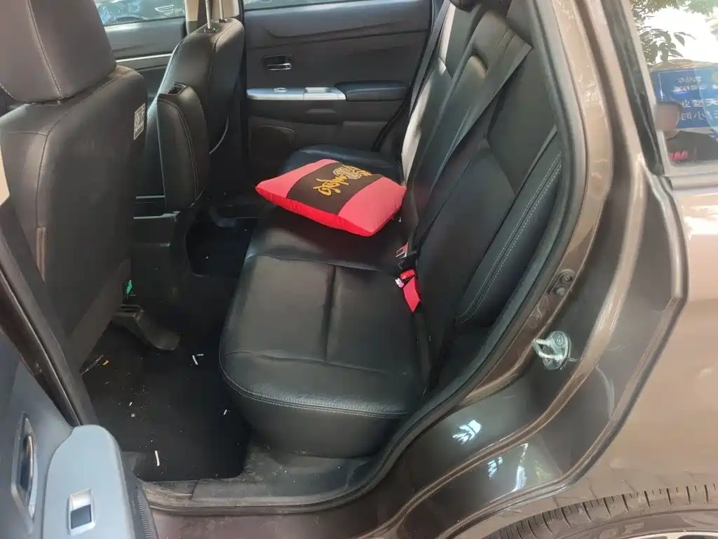 Mitsubishi ASX — миниатюра 14