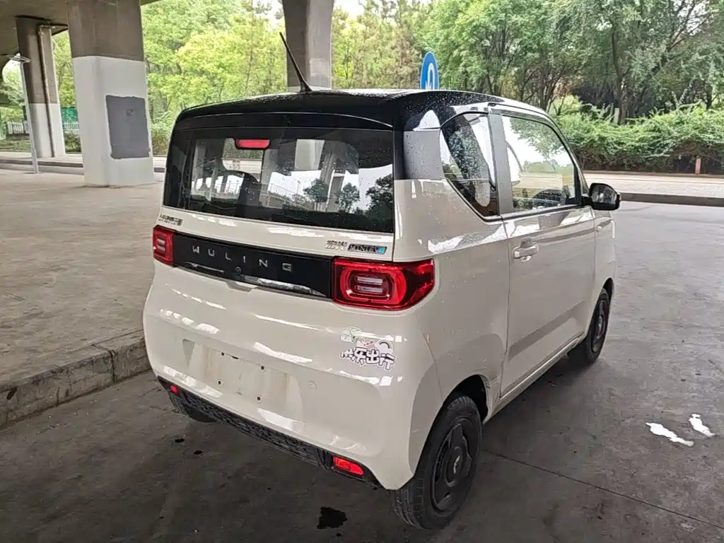 Wuling MINIEV — миниатюра 7