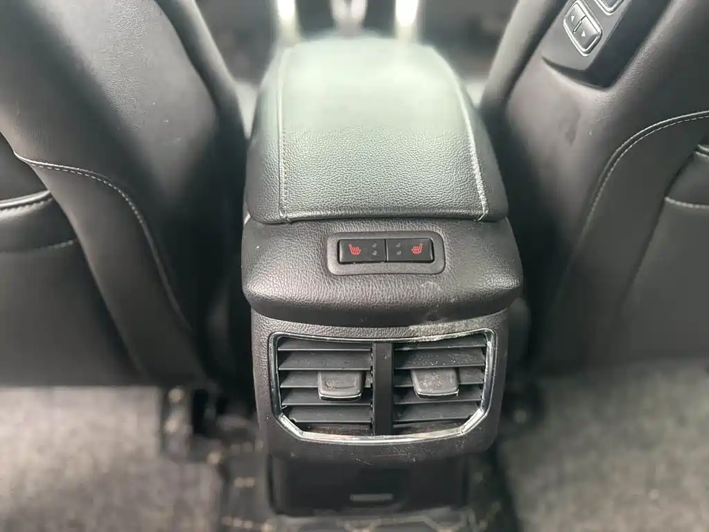 Ford Mondeo — миниатюра 19