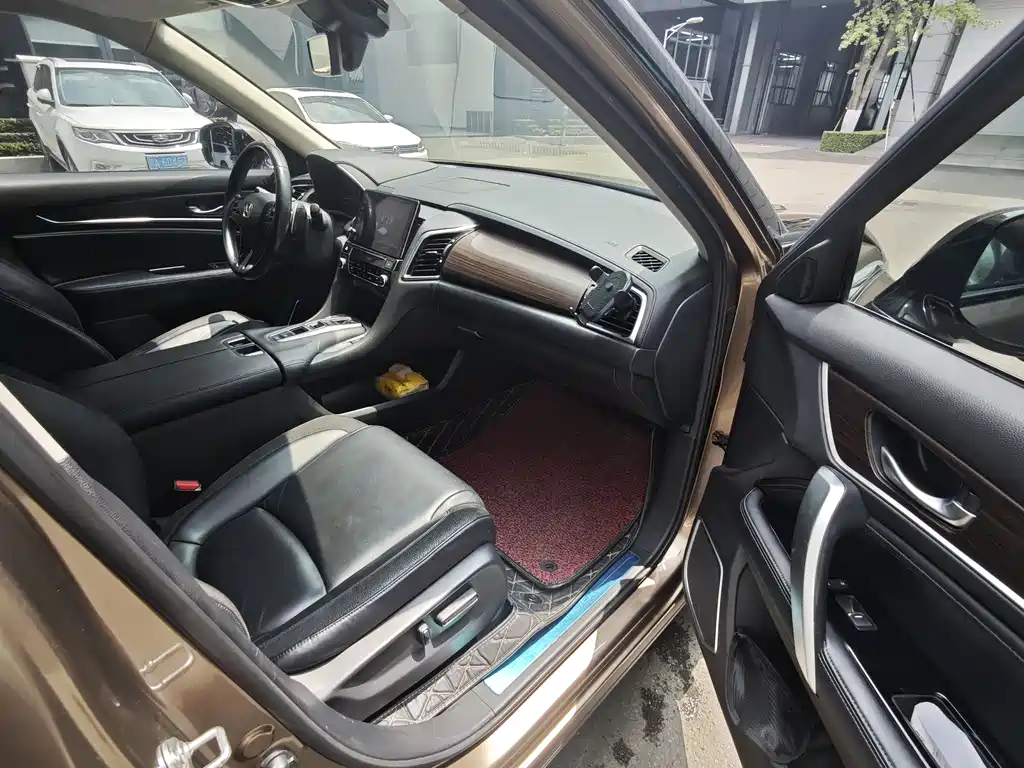 Honda Avancier 2017 370TURBO Premium