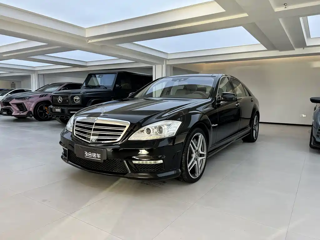 Mercedes-Benz S-Class AMG 2011