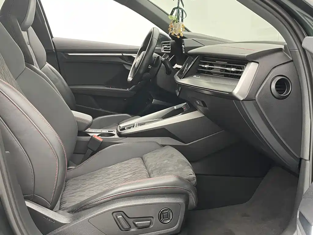 Audi A3 — миниатюра 8