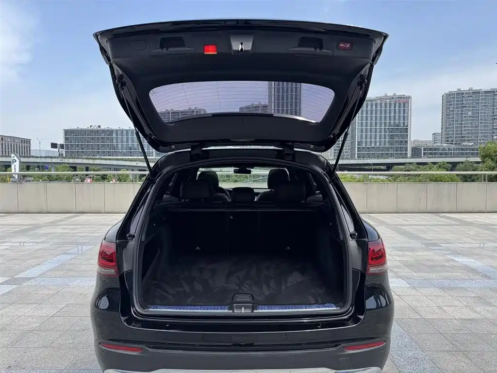 Mercedes-Benz GLC 2020 GLC 260 L 4MATIC Luxury