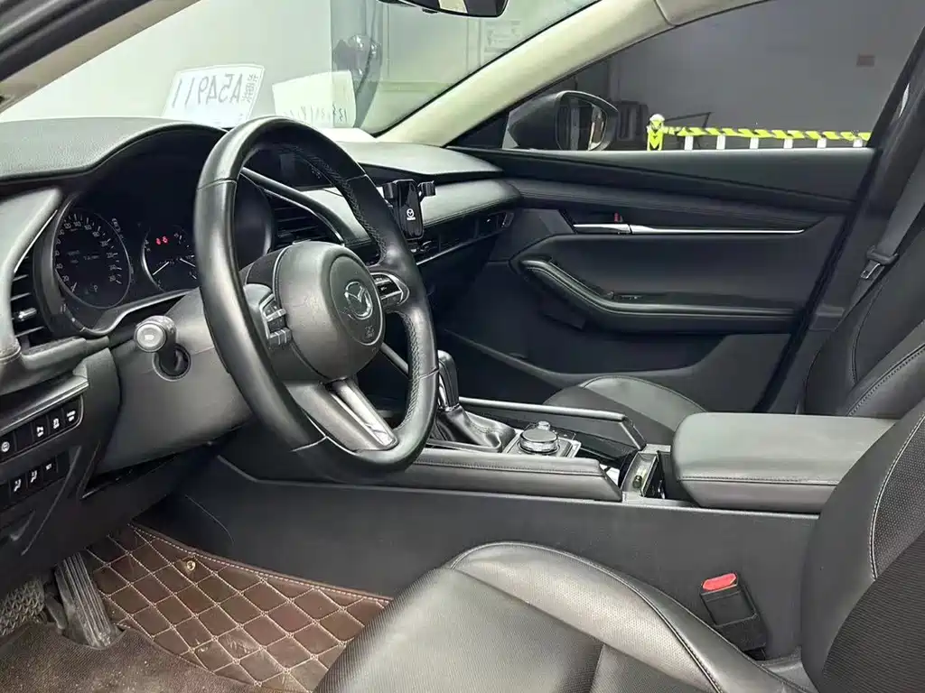 Mazda 3 Axela — миниатюра 7