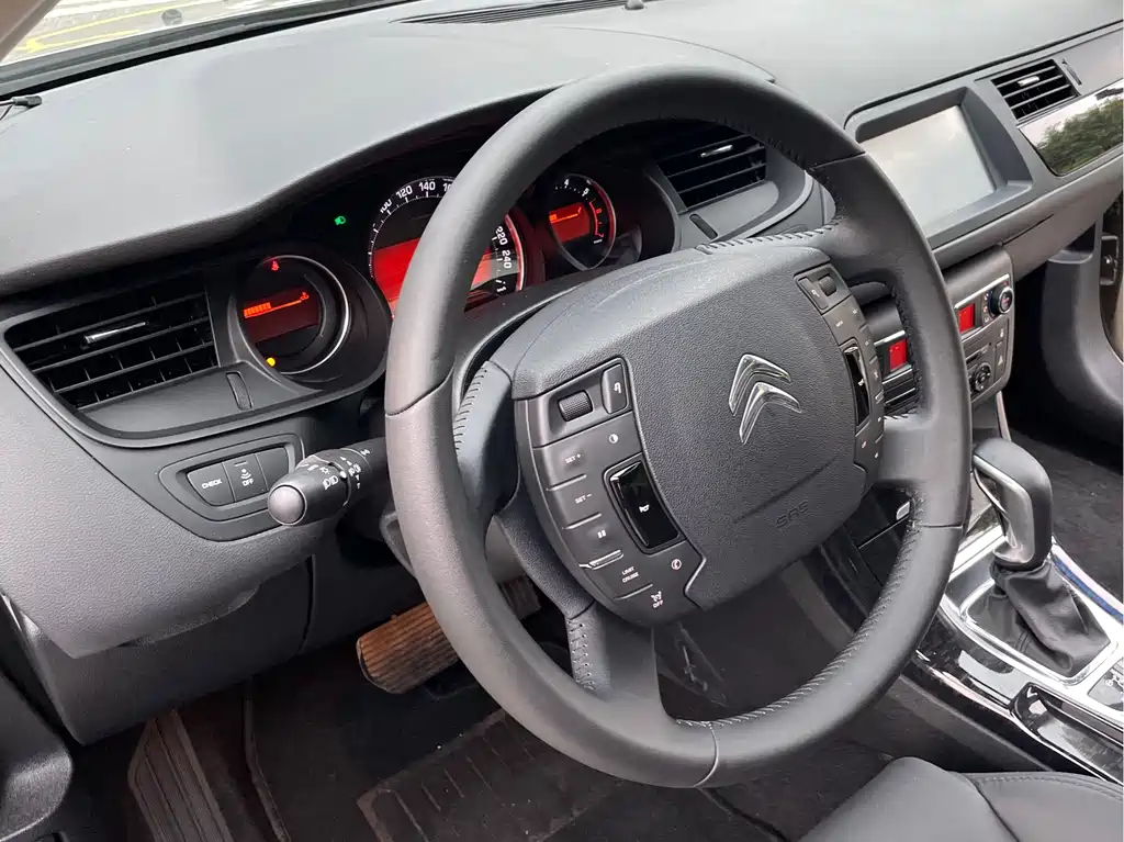 Citroen C5 — миниатюра 10