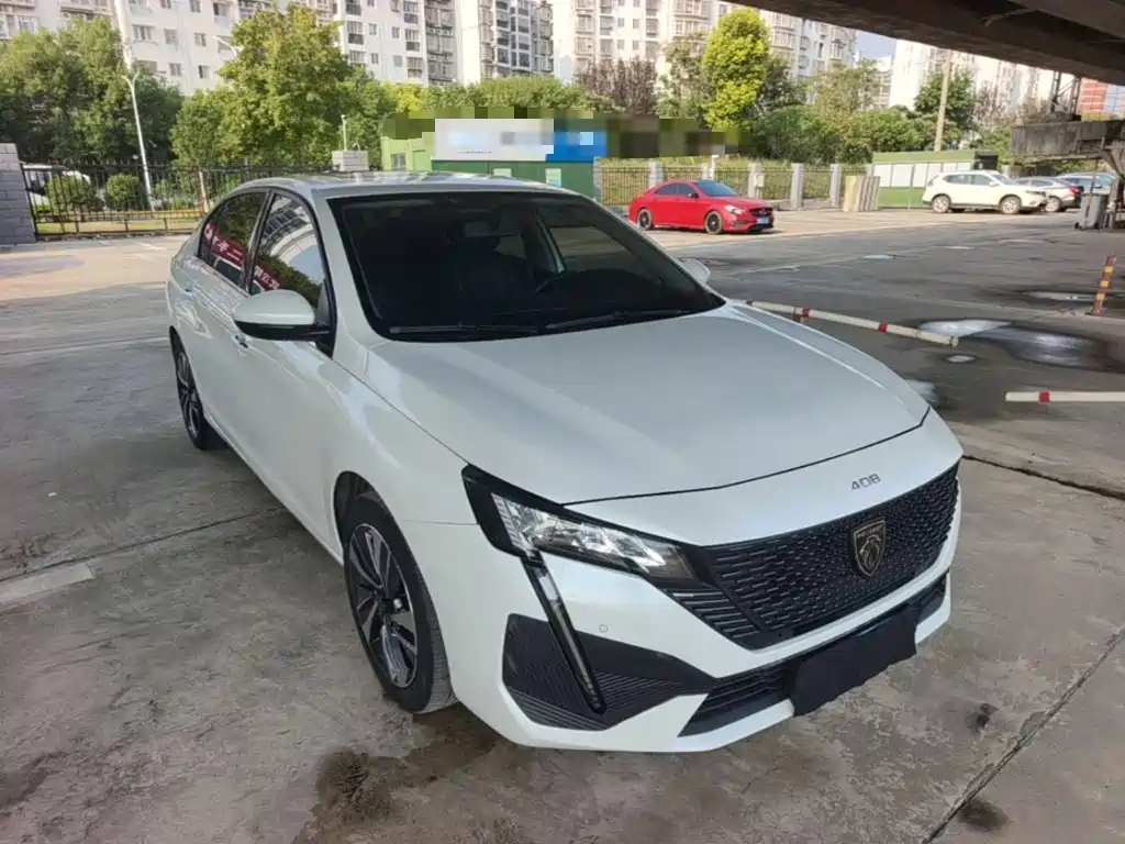 Peugeot 408 — миниатюра 4