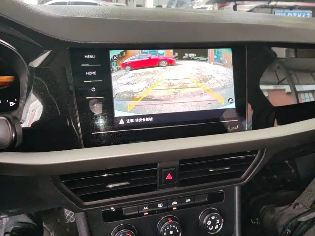 Volkswagen Lavida — миниатюра 13
