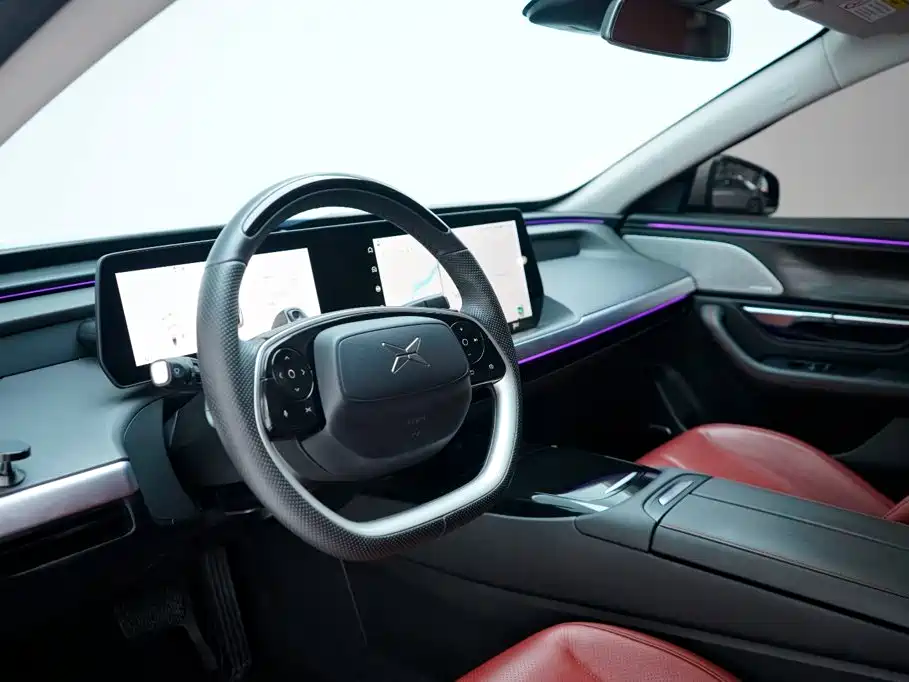 XPeng P7 — миниатюра 9