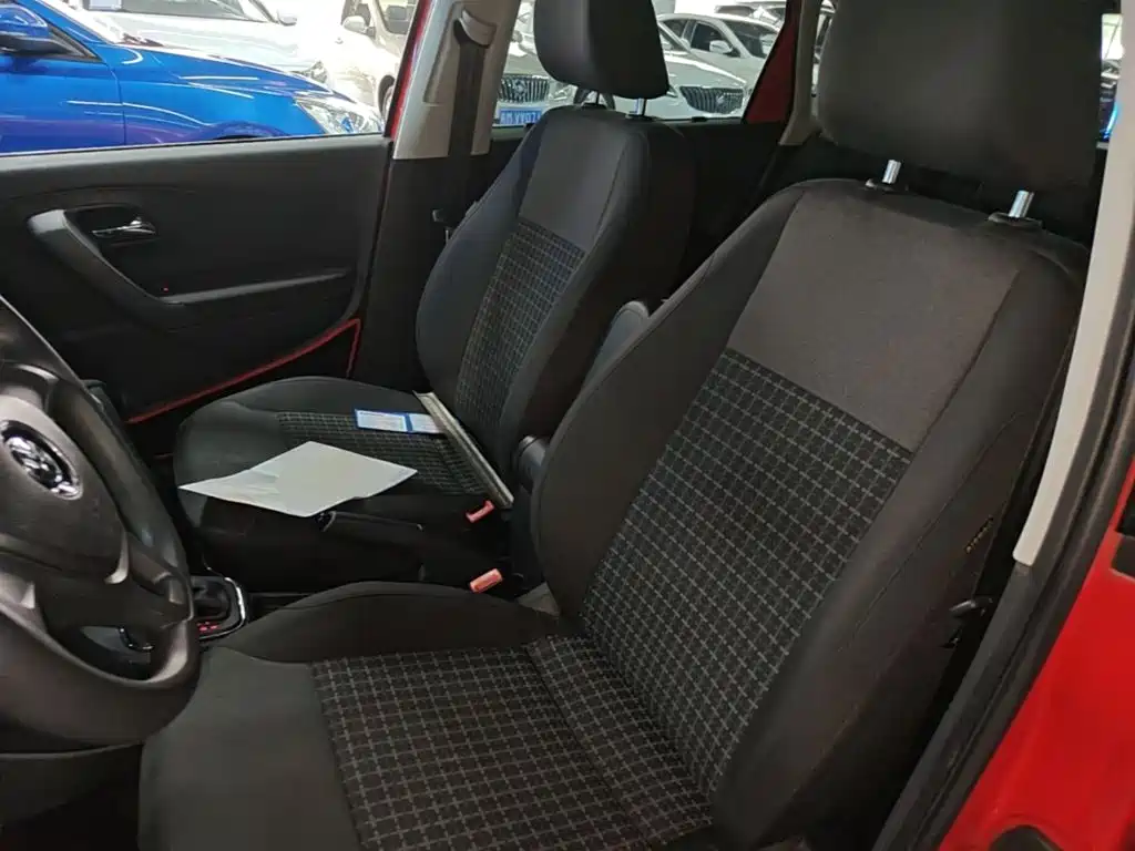 Volkswagen Polo — миниатюра 15