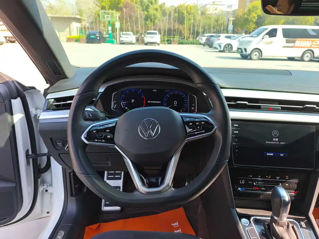 Volkswagen FAW - Passat CC CC 2024 330TSI