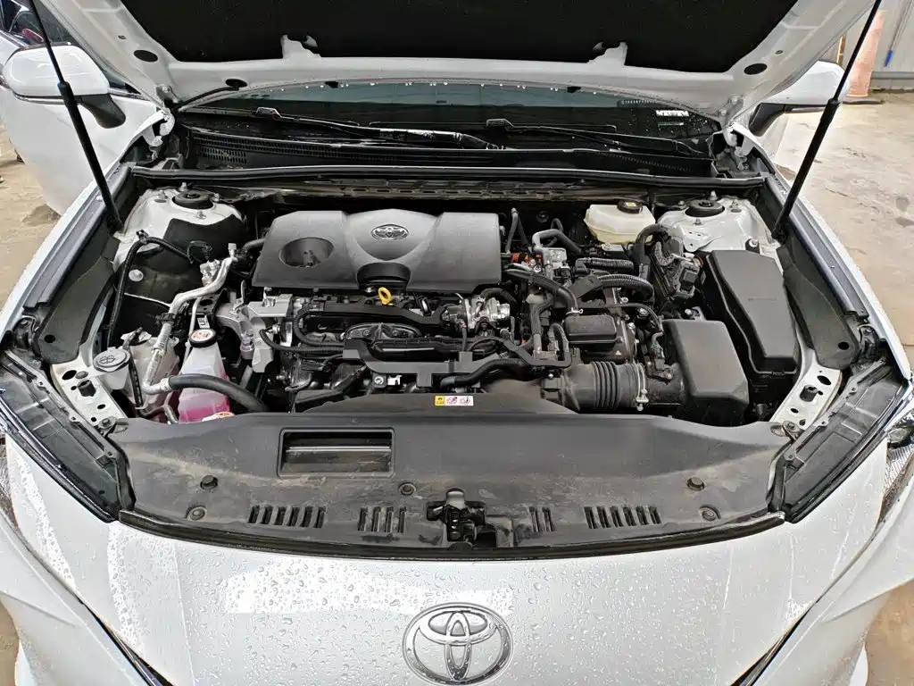 Toyota Camry — миниатюра 17