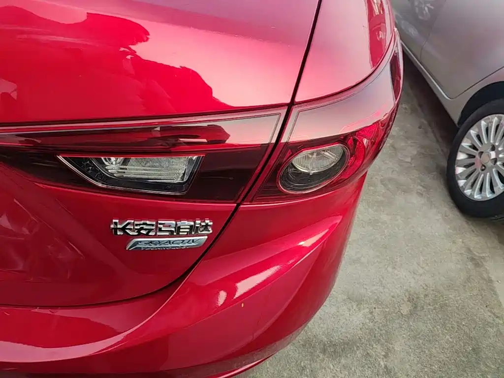 Mazda 3 Axela — миниатюра 8