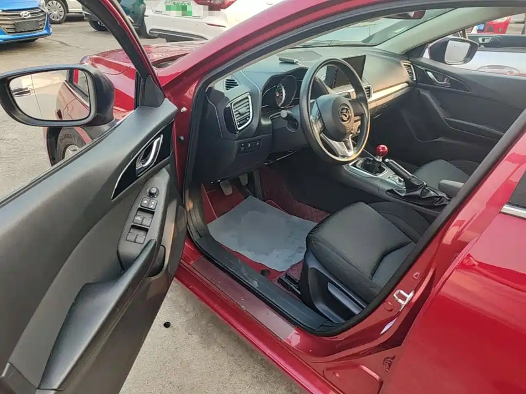 Mazda 3 Axela — миниатюра 16