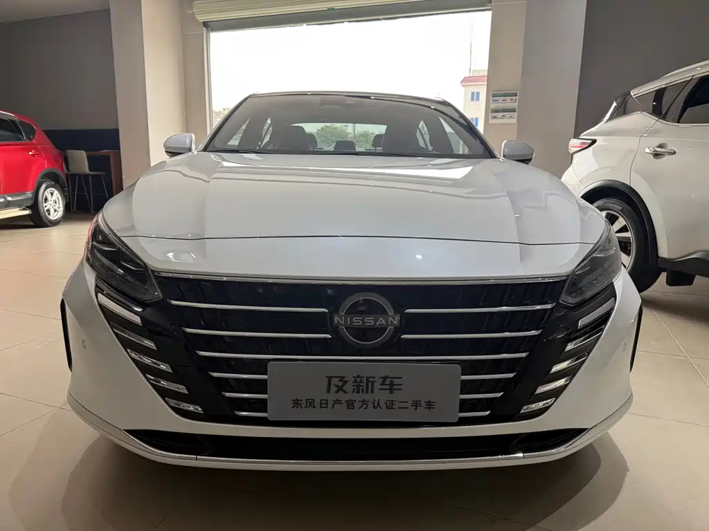 NISSAN TEANA