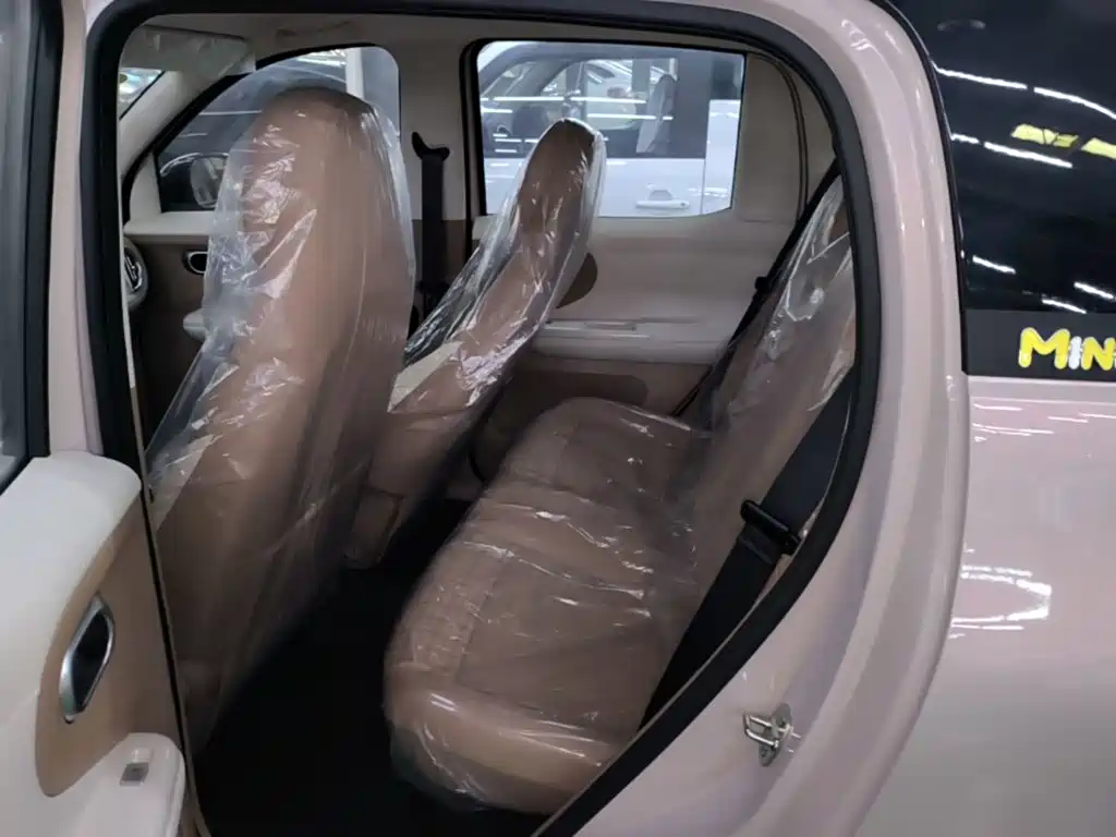 Wuling MINIEV — миниатюра 17