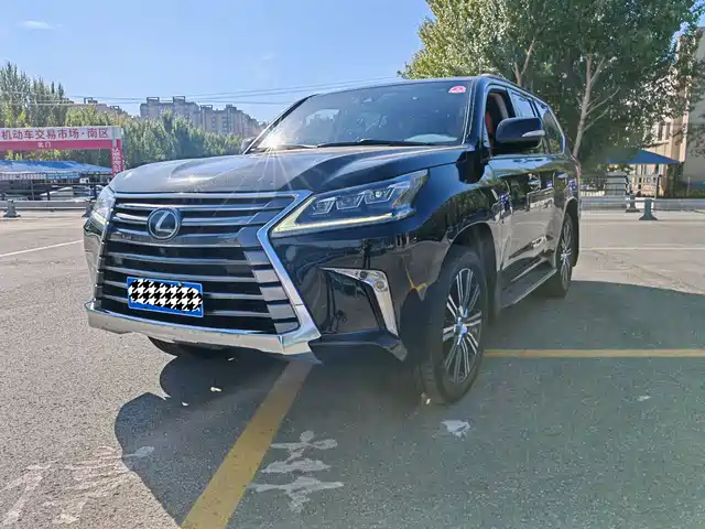 LEXUS LX 2017