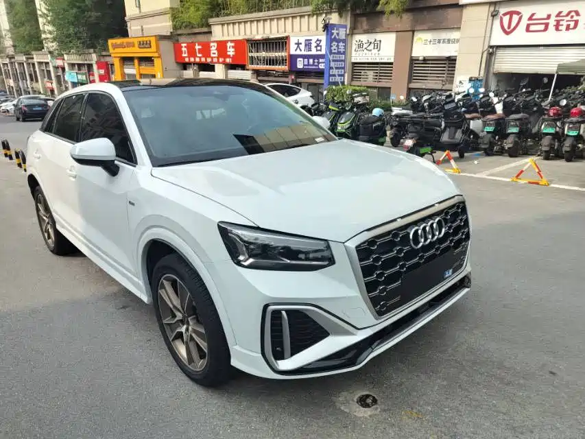 Audi Q2L — миниатюра 3