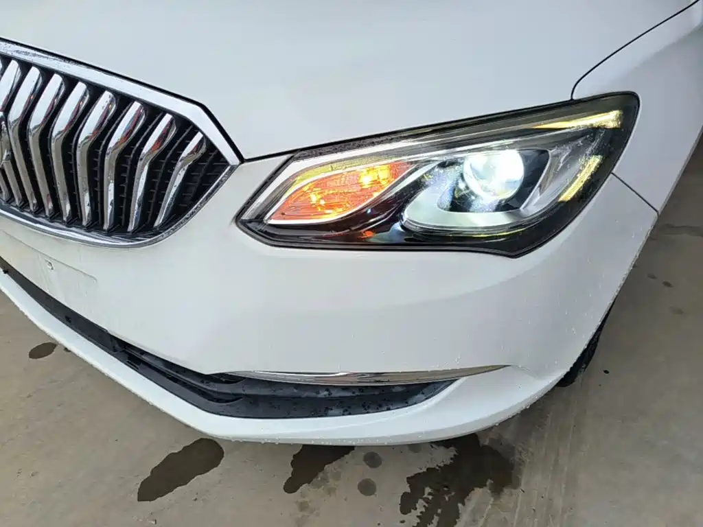 Buick Excelle — миниатюра 24