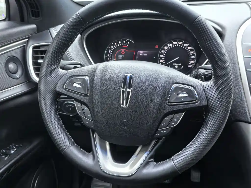 Lincoln MKX — миниатюра 15