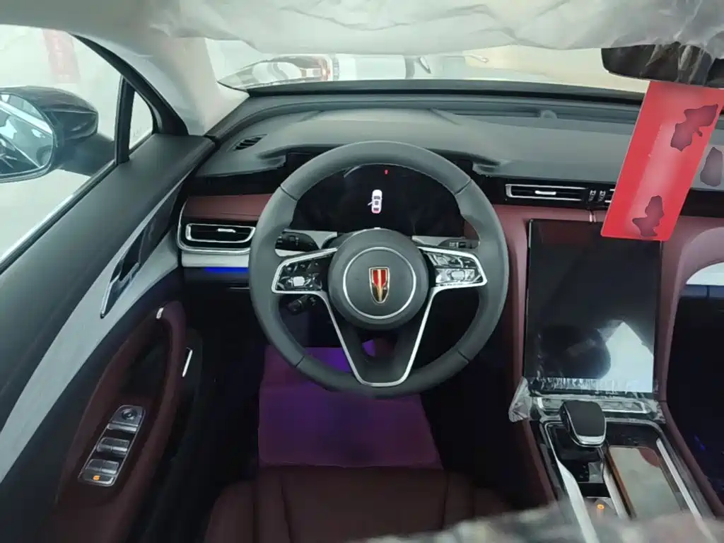 Hongqi Hongqi H5 — миниатюра 15