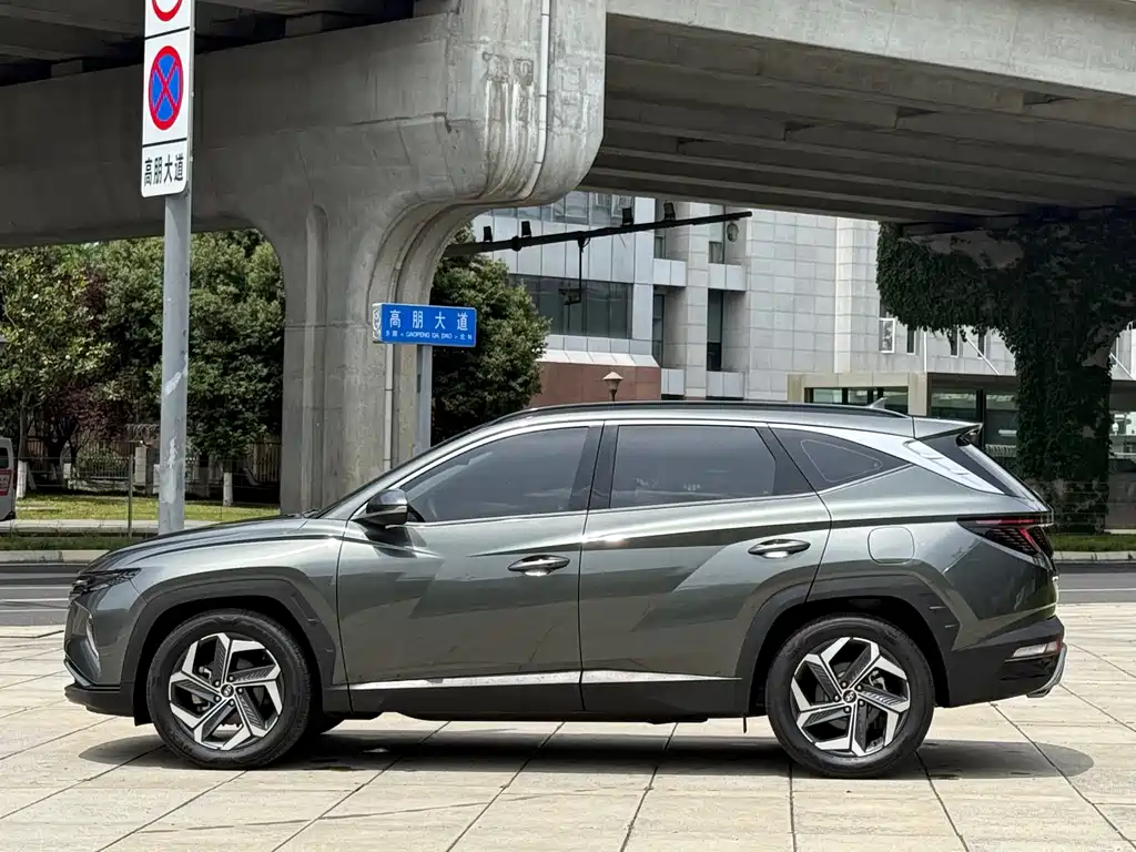 Hyundai Tucson 2023 L 1.5T AT LUX Luxury
