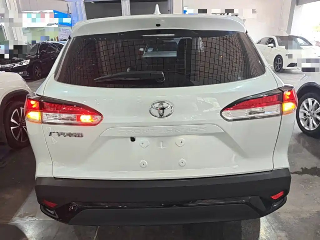 Toyota Frontlander — миниатюра 6